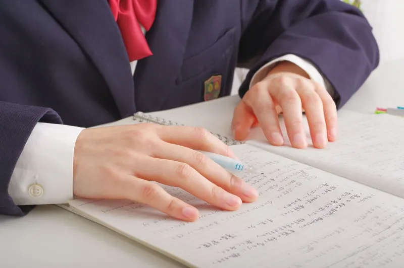 塾に行くべき高校生・行かなくてもよい高校生の特徴