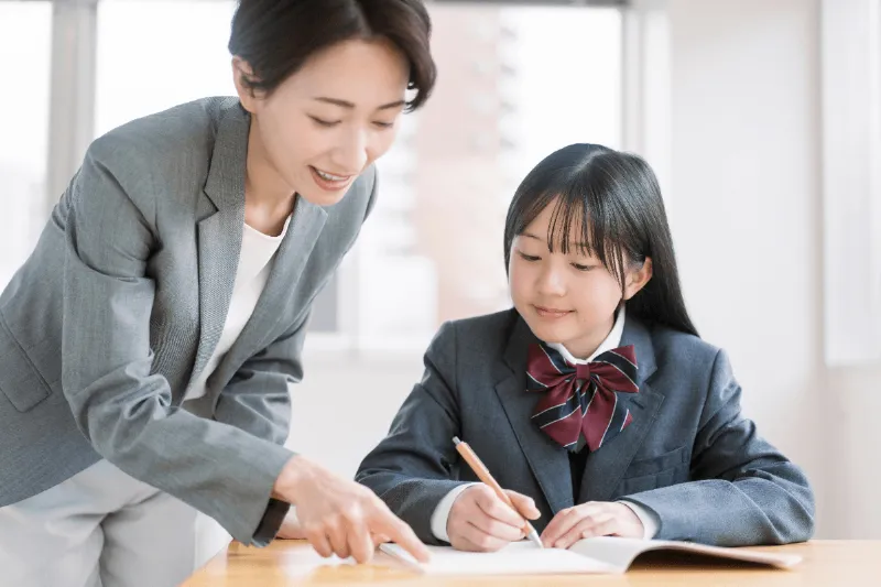 合格の鍵！英検®2級ライティングの採点基準4つの観点を徹底解説