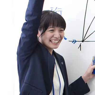 山入端 宏子 先生