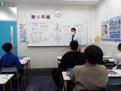 テスト対策授業は学校別･範囲別に実施!