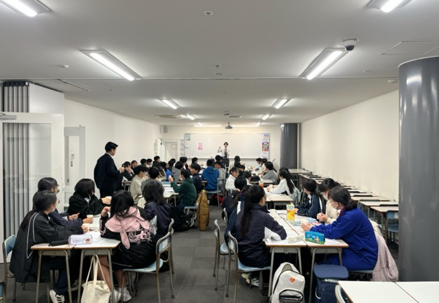 ジュースで乾杯です(^^)