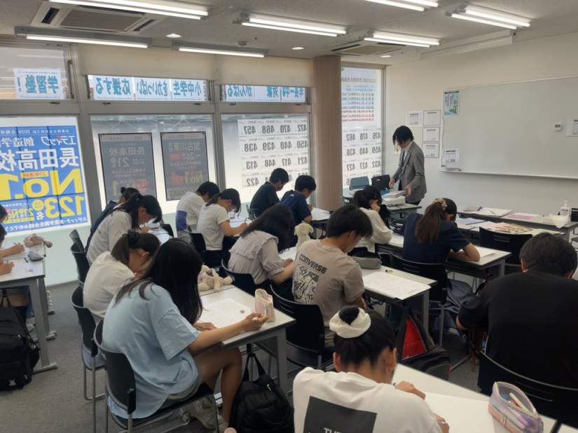 1回のテストが1回分の定期テストと同じ範囲です