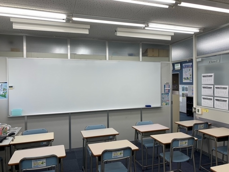 【リサイズ】教室内.jpg
