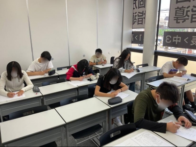 テスト対策勉強会の様子（STUDY　GYM）
